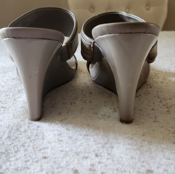 Calvin Klein Wedge sandal - Picture 2 of 6